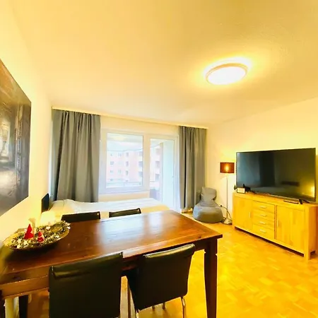 Appartement Hannovermesseapartment 2 Bedroom, Balcony With Garden View *